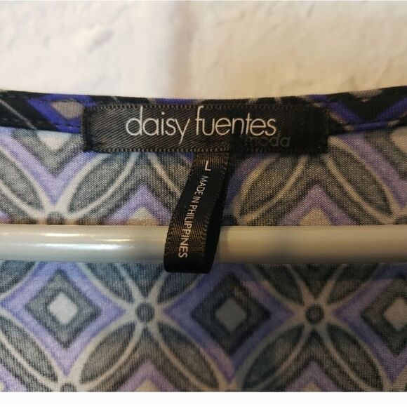 DAISY FUENTES Wrap-look Jersey-knit Long Sleeve Top Large - Picture 4 of 7